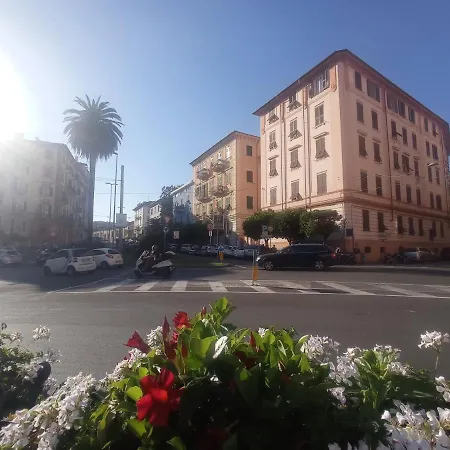 A La Gare * Специя